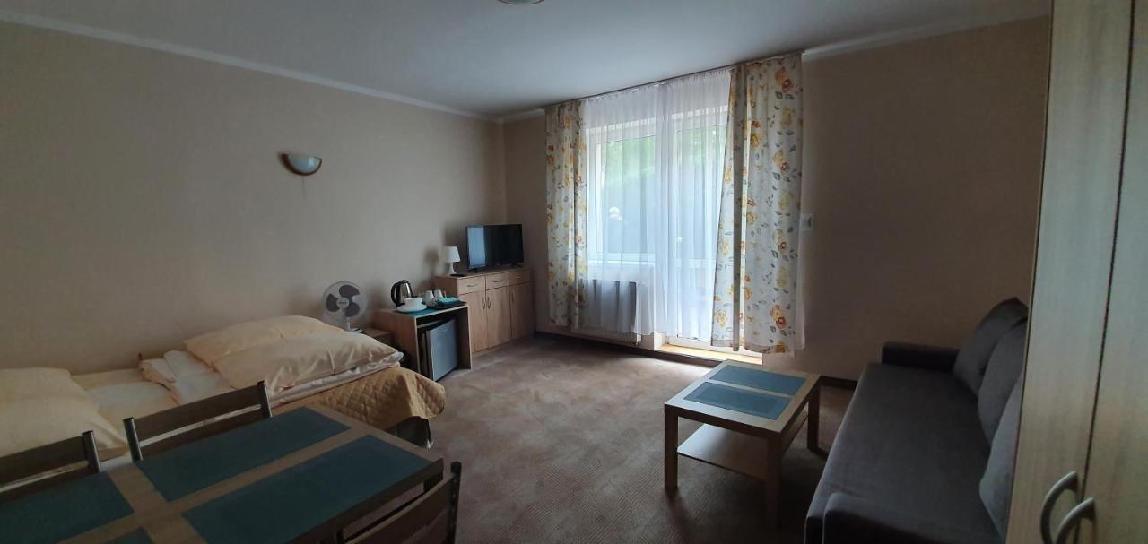 Pokoje Goscinne Bartek Rewal Kültér fotó